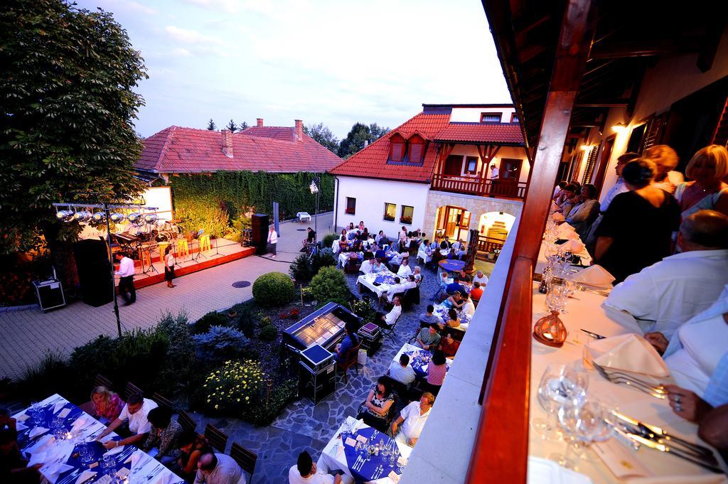 Magita Hotel Basko Extérieur photo